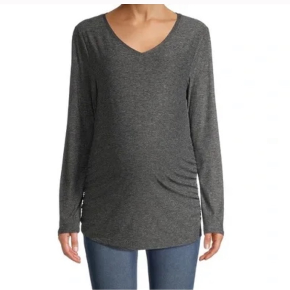Maternity V-Neck T-shirt with Long Sleeves